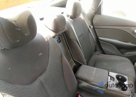 2015 Dodge Dart Sxt z USA, uszkodzony, nr VIN 1C3CDFBB8FD226828